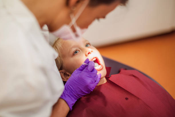 Best Broken or Cracked Tooth Emergency Dentist in Newpt, OR